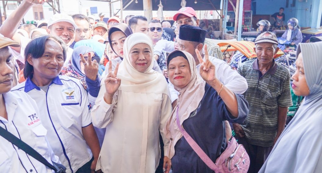 Pedagang Pasar Kejayan Pasuruan Tegaskan Pilihan untuk Khofifah-Emil