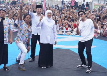 Seneng Bareng Kampanye Akbar Khofifah-Emil, Denny Caknan: Sing Penting Coblos Nomor Dua