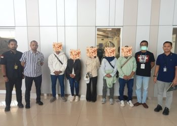 Imigrasi Surabaya dan Lanudal Juanda Gagalkan 5 WNI Terduga Penjual Ginjal Ilegal ke India