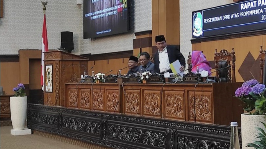 APBD Tahun 2025 Sudah Disahkan, DPRD Banyuwangi Minta Penanganan Pengangguran