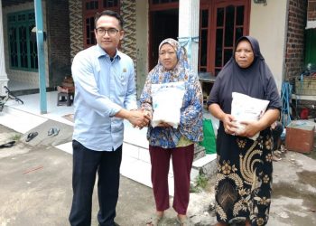 Peduli Korban Putting Beliung, Mas Tama Bagikan Sembako di Desa Pertapan Maduretno