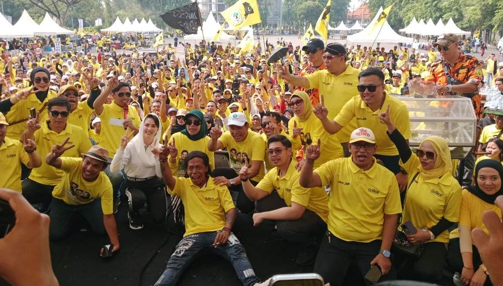 Senam Partai Golkar di GOR Sidoarjo Ikut Pecahkan Rekor Muri, Dihadiri Subandi-Mimik Hingga Arumi Bachim