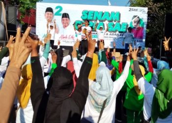 Ribuan Emak-emak Ikut Senam Ceria Bersama Paslon SAE