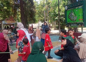 KB-TK Nurul Fikri Sidoarjo Bangun Kedekatan Interaksi Positif Dalam Keluarga