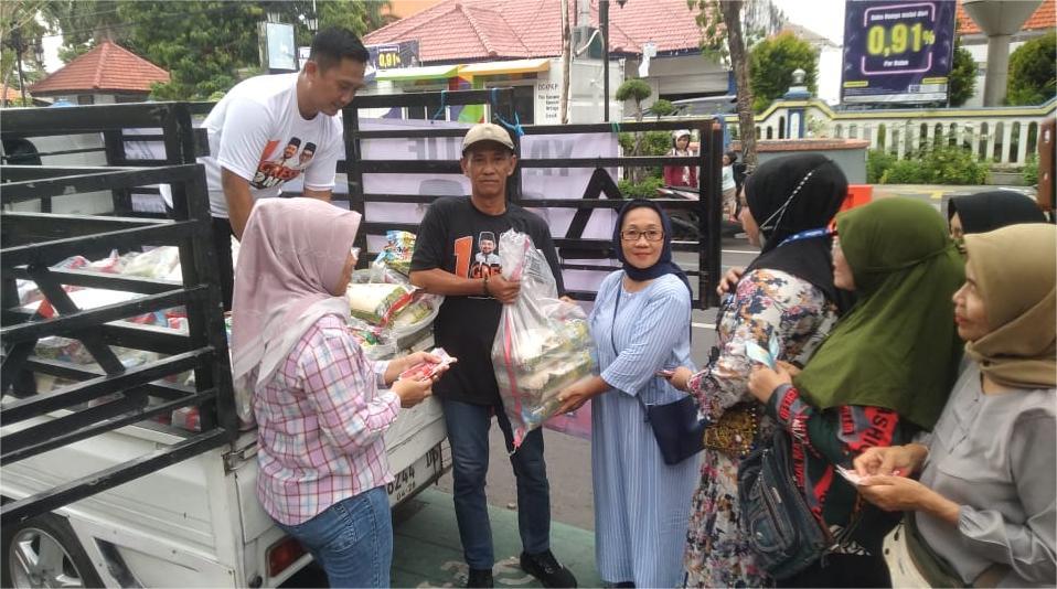 Dukung dan Menangkan Paslon Yani-Alif, Relawan Praban Kembali Gelar Pasar Murah