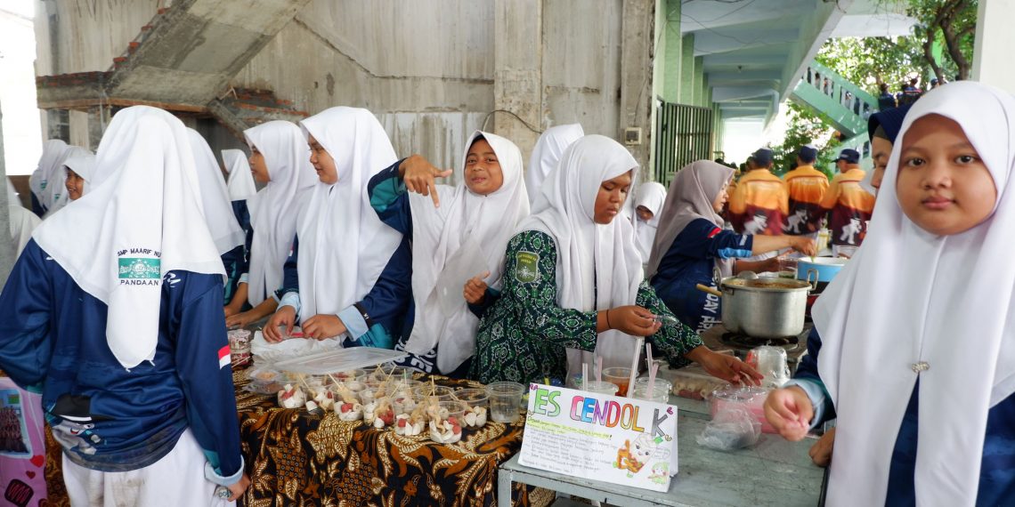 SMP Maarif Pandaan Adakan Business Day dan Gebyar Seni