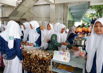 SMP Maarif Pandaan Adakan Business Day dan Gebyar Seni