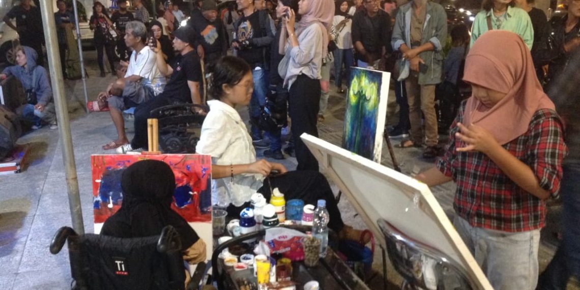Zalfa Kusuma, Seniman Cilik Usia 3 Tahun dan Fatimah, Seniman Disabilitas Ikuti Pameran Seni Rupa Jogjak Arts