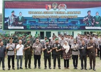 Bupati Kediri Apresiasi Dandim Letkol Aris, Sebelum Digantikan Letkol Ragil Jaka