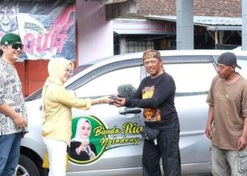 Anggota DPRD Kediri Pinjamkan Mobil Pribadinya untuk Kebutuhan Masyarakat di Dapil-nya