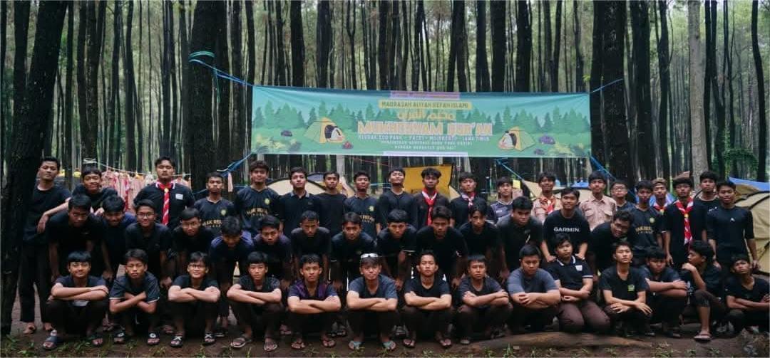 Perkuat Mental dan Kekhusukan Hafidz, Pesantren Refah Islami Gelar Mukhoyyam Qur’an di Alam Terbuka