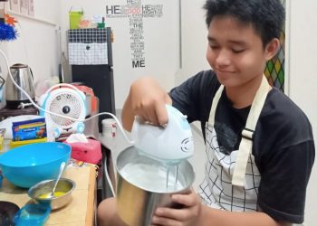 Siswa Inklusi SMK Negeri 1 Buduran Berwirausaha ‘Ezra Cookies’ Labanya Rp 7 Juta Bersih