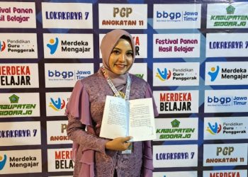 Rheny Puspita Ratih Guru SDN Gelam 1 Luncurkan Buku Pentigraf