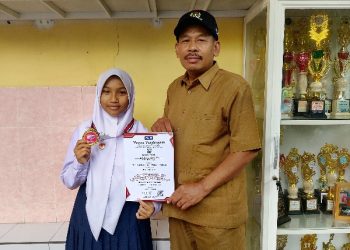 Akhir Tahun 2024 Siswa SMP PGRI 9 Sidoarjo Ramai-Ramai Raih Penghargaan