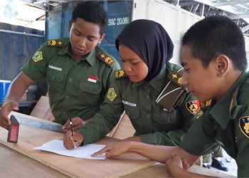 SMK Manbaul Ulum Gresik Perkuat Pembelajaran Berbasis Teching Factory