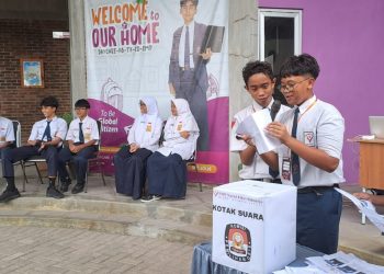 Siswa SMP Nufi Sidoarjo Diajari Berdemokrasi Melalui Pemilos