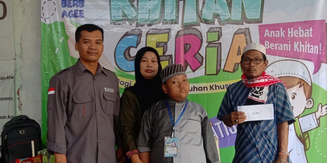Yayasan Ananda Mutiara Indonesia Bersinergi Dengan BMH Sidoarjo Gelar Program Khitan Berkah