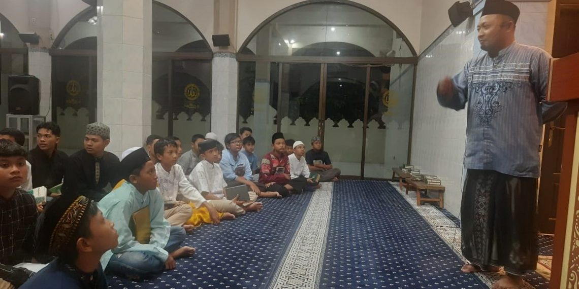 Spirit ‘Nyantri Sewengi’ di SPEMUPAT, Para Siswa Bangga sebagai Muslim