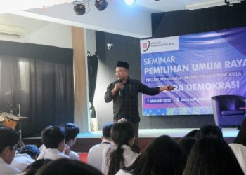 SMP Pembangunan Jaya 2 Pahamkan Siswanya Berdemokrasi Melalui ‘Pemilu Raya’