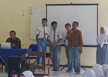 SMK Prestasi Purwodadi  Tingkatkan Skill Public Speaking dan Digital Bagi Siswanya
