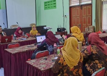 SMP Negeri 2 Sukodono Kuatkan Tim Macro Excel Menuju Adiwiyata Mandiri