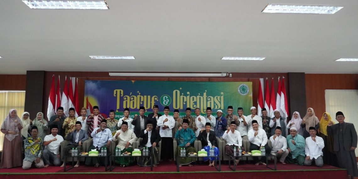 Ta’aruf Pengurus Baru, KH Ainur Rofiq Thoyyib Ajak Maksimalkan Potensi MUI Gresik