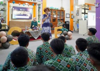 Dua Kampus Luar Negeri Ramaikan Campus Expo 2025 SMA Progresif Bumi Sholawat