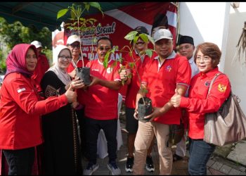 Hadir Di HUT Ke-52 PDIP, Cak Ji Ajak Warga Kerja Bhakti Bersihkan Lingkungan