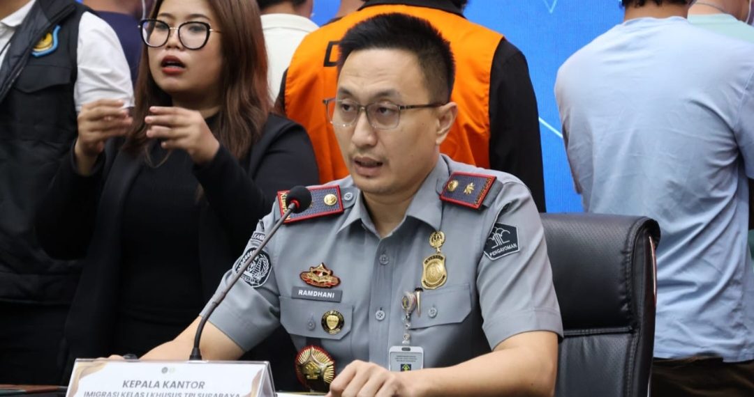 Imigrasi Surabaya Gagalkan Penyelundupan 17 Warga Nepal ke Eropa