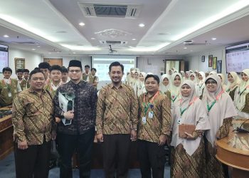 Siswa Kelas Tahfidz SMP Al Hikmah Surabaya Tempuh ‘International Safar’ di Singapura dan Malaysia