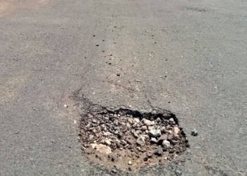 Baru Dua Bulan Selesai Dikerjakan, Jalan di Desa Balongmacekan Rusak Lagi