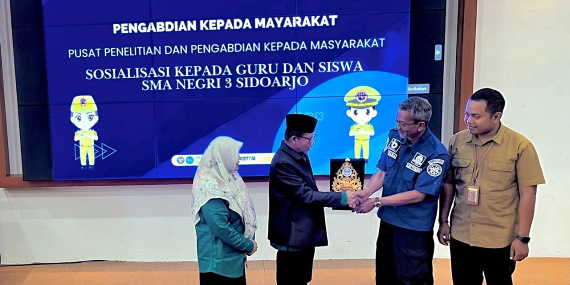 Ingin Pahami Sekolah Transportasi, Siswa SMA Negeri 3 Sidoarjo Studi ke Poltrada Bali