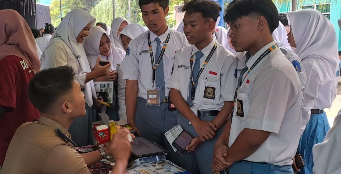 Campus Expo 2025 SMA Negeri 2 Sidoarjo Diserbu Siswa Kelas XII