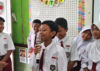 Siswa SD Negeri Anggaswangi 2 Sukodono Antusiasi Ikuti Pelatihan Public Speaking