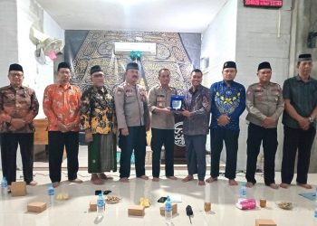 Jalin Komunikasi Keagamaan Kapolsek Krian Kunjungi PCM Krian