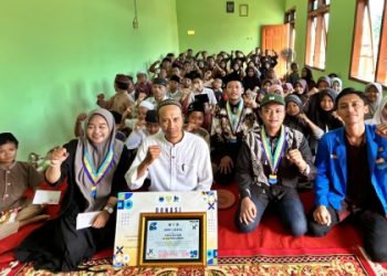 Peringati Isra’ Mi’raj 1446 H, PMII Rayon Tali Jagad Unusida Gelar Bakti Sosial di Panti Asuhan
