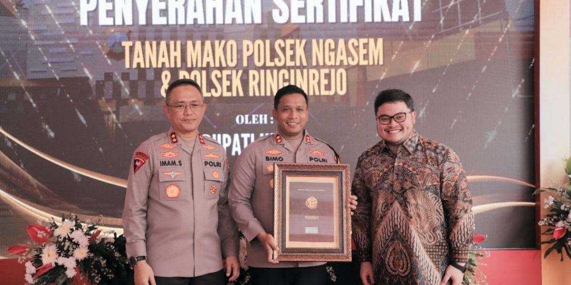 Pemkab Kediri Berikan Tanah Hibah kepada Polres Kediri