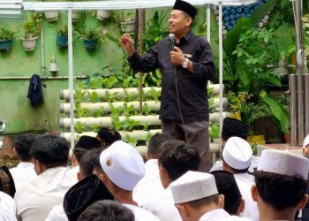 Peringati Isro’ Mi’roj SMP PGRI 9 Sidoarjo Jangan Tinggal Shalat, Hingga Berbagi 2000 Nasi Bungkus Gratis