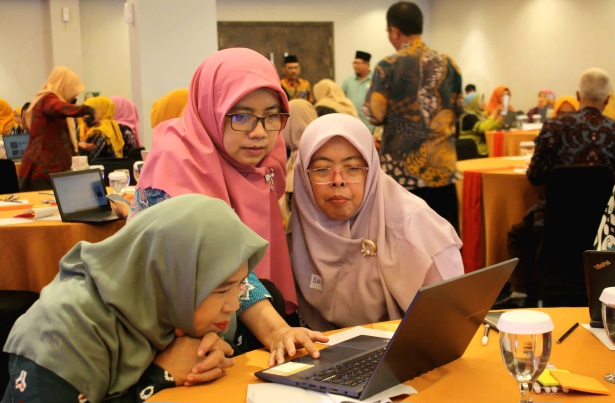 INOVASI Ajak Kepala SD dan MI Duduk Bersama Membangun Kepemimpinan Produktif