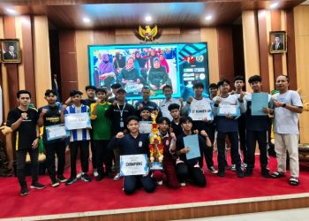 SMK Antartika 2 dan SMAN 1 Krembung Rebut Gelar Kompetisi E Sport PWI Sidoarjo