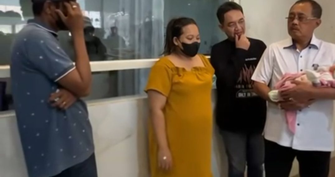 Armuji Tuntaskan Persoalan Warga yang Bayinya Tertahan di Klinik