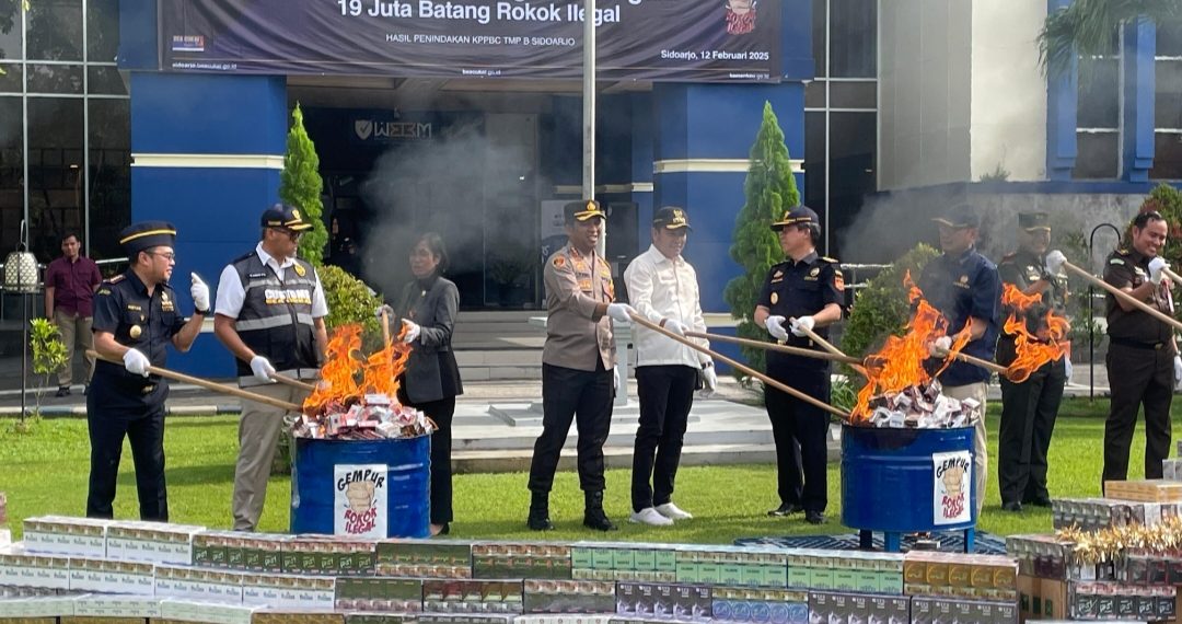 Bea Cukai Sidoarjo Musnahkan 19 Juta Barang Rokok Ilegal
