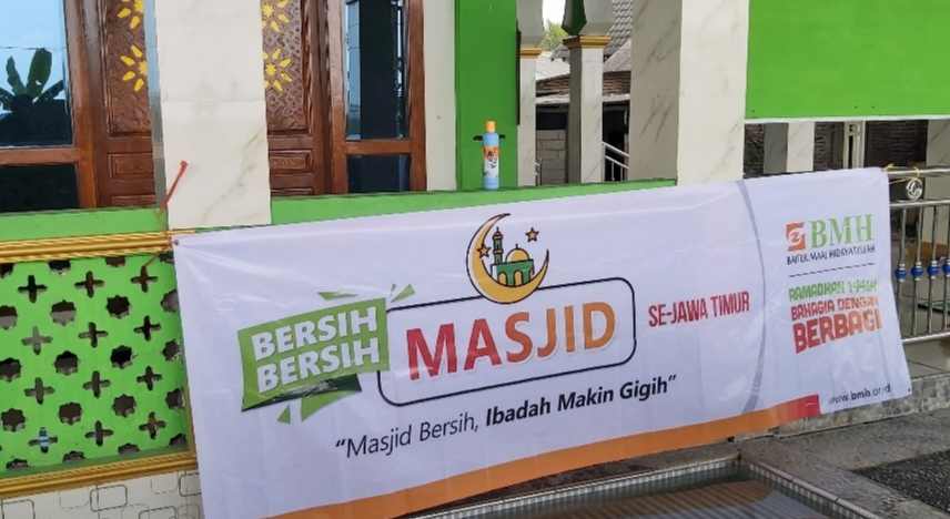 Jelang Ramadhan 1446 H , BMH Unit Sidoarjo Lakukan Aksi Bersih Bersih Mushola & Masjid