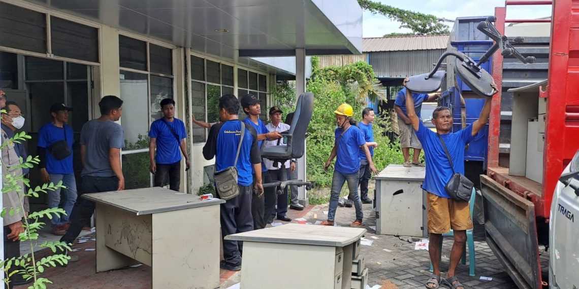 PN Sidoarjo Berhasil Eksekusi 6 SHM Bidang Tanah Berdasarkan Risalah Lelang