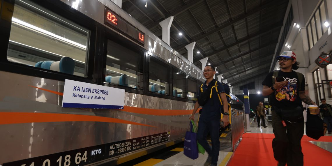 Edisi Perdana, Kereta Api Ijen Ekspres Relasi Banyuwangi-Malang Resmi Beroperasi