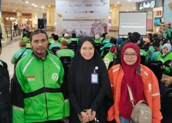 Ratusan Ojol Gresik Buka Puasa bersama Yayasan Al Azhar Surabaya
