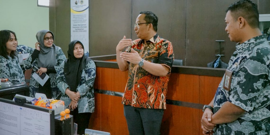 Samperi Diskominfo, Wabup Alif Dorong Penguatan Transformasi Digital dan Transparansi Informasi