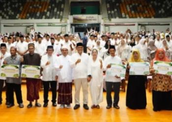 Petrokimia Gresik – Pupuk Indonesia Kembali Berbagi Berkah Ramadan untuk 1.000 Anak Yatim dan 1.500 Guru TPQ