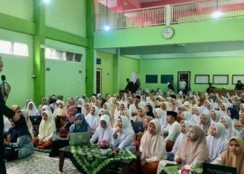 LDKS SMP dan SMA Darul Qur’an Diisi Dengan Pelatihan  Digital Santripreneur