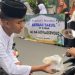 Tanamkan Kepedulian Sosial MI Ma’arif Pagerwojo Berbagi Takjil